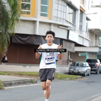 Runner Photo 8000023