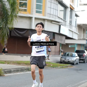 Runner Photo 8000025