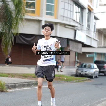Runner Photo 8000031