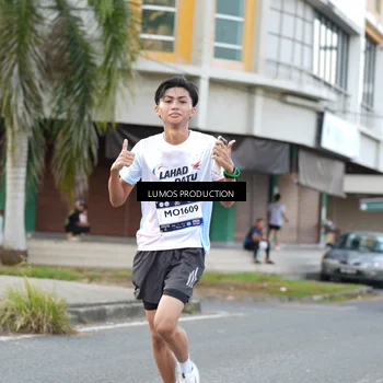 Runner Photo 8000038