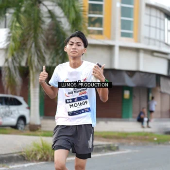 Runner Photo 8000046