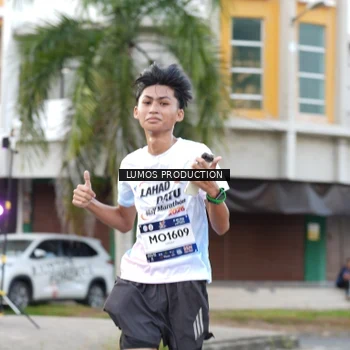Runner Photo 8000049