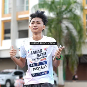 Runner Photo 8000062