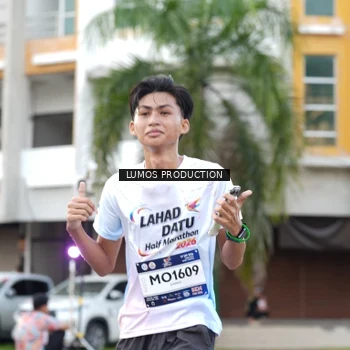 Runner Photo 8000065