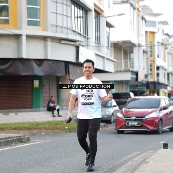 Runner Photo 8000072