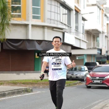 Runner Photo 8000076