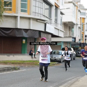 Runner Photo 8000100