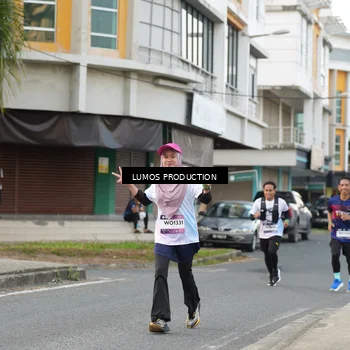 Runner Photo 8000101