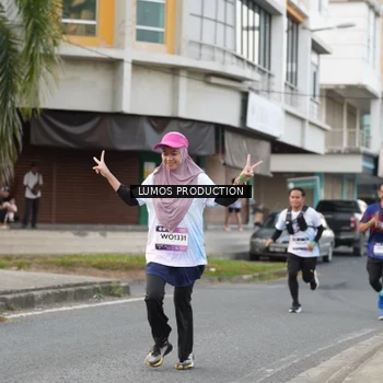 Runner Photo 8000105