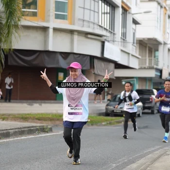 Runner Photo 8000106