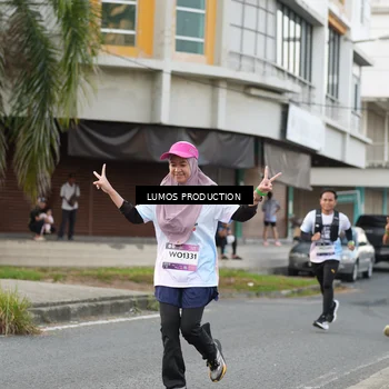 Runner Photo 8000112