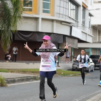 Runner Photo 8000113