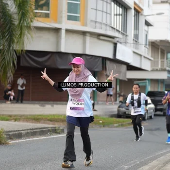 Runner Photo 8000114