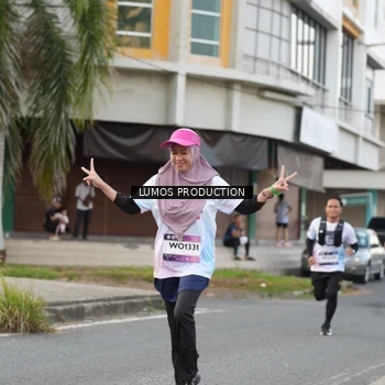 Runner Photo 8000120