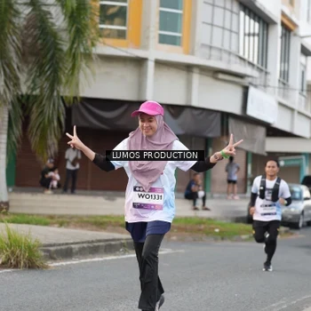 Runner Photo 8000121