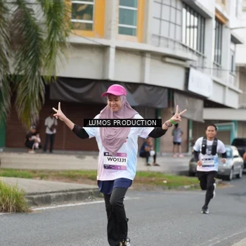 Runner Photo 8000122