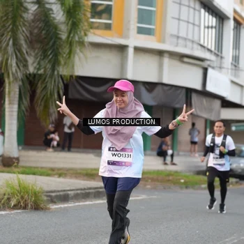 Runner Photo 8000123