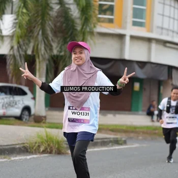 Runner Photo 8000143