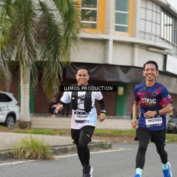 Runner Photo 8000153