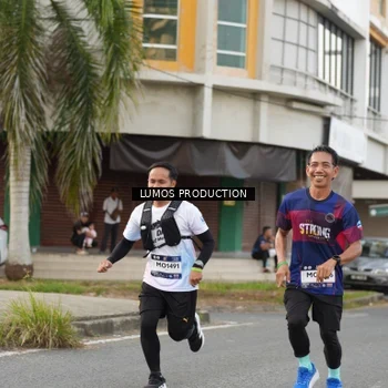 Runner Photo 8000155