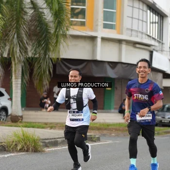 Runner Photo 8000158