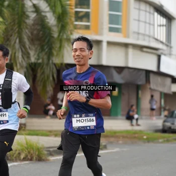 Runner Photo 8000170