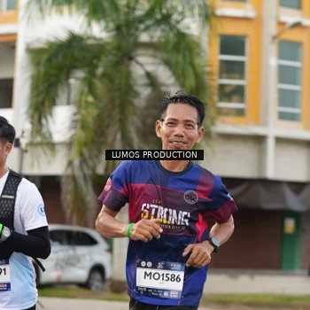 Runner Photo 8000176