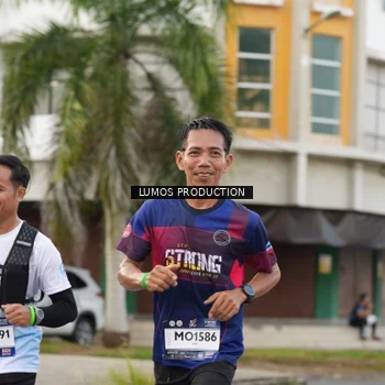 Runner Photo 8000178