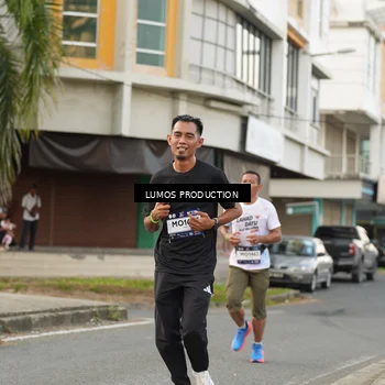 Runner Photo 8000182