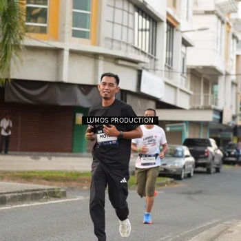 Runner Photo 8000183