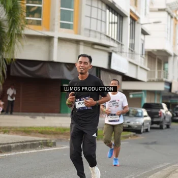 Runner Photo 8000184
