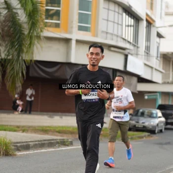 Runner Photo 8000189