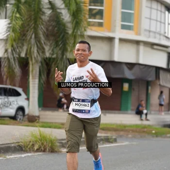 Runner Photo 8000195