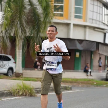 Runner Photo 8000199