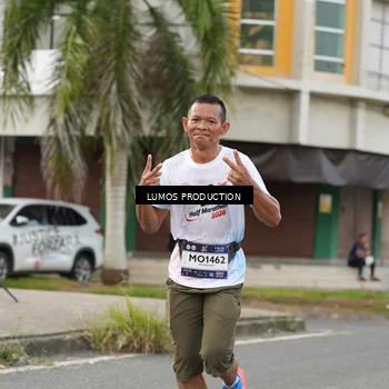 Runner Photo 8000201