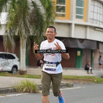 Runner Photo 8000205