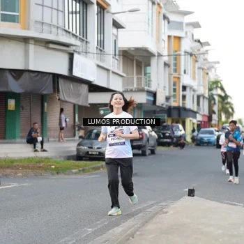 Runner Photo 8000212