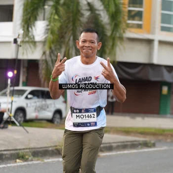 Runner Photo 8000213