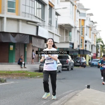 Runner Photo 8000230