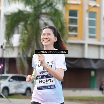 Runner Photo 8000255