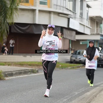 Runner Photo 8000279
