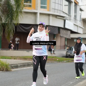 Runner Photo 8000284