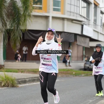 Runner Photo 8000288