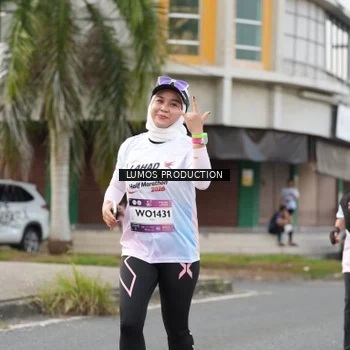 Runner Photo 8000303