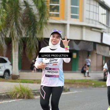 Runner Photo 8000305