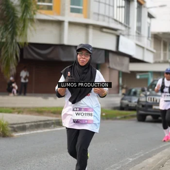 Runner Photo 8000315