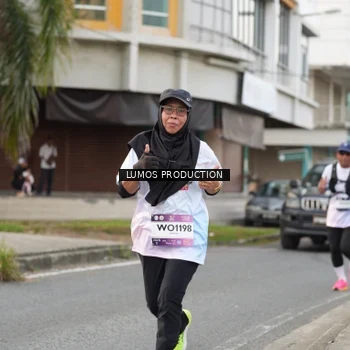 Runner Photo 8000318