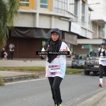Runner Photo 8000320