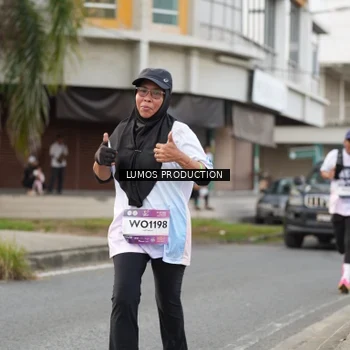 Runner Photo 8000322