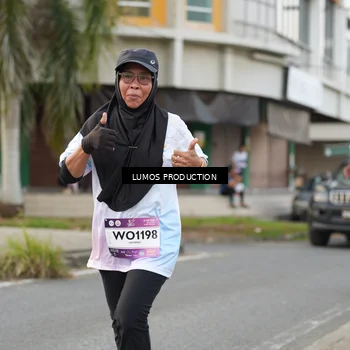 Runner Photo 8000329